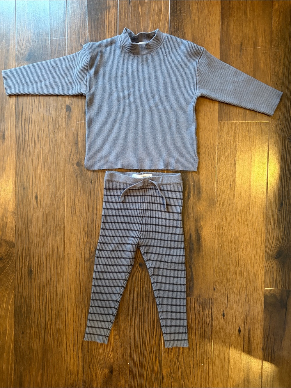 Zara Kids Blue-Gray Crewneck Knit Sweater and Pants, Size 12-18 month